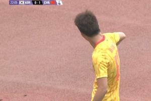 先下一城！第22分钟王钰栋破门，U23国足1-0领先韩国